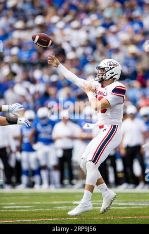 02 septembre 2023 : le quarterback de Robert Morris Tyler Szalkowski (18 ans) lance le ballon lors d'un match de football de la NCAA en saison régulière entre les Colonials de Robert Morris et les Falcons de l'Air Force le 02 septembre 2023, au Falcon Stadium de l'United States Air Force Academy, CO. Mat Gdowski/CSM Banque D'Images