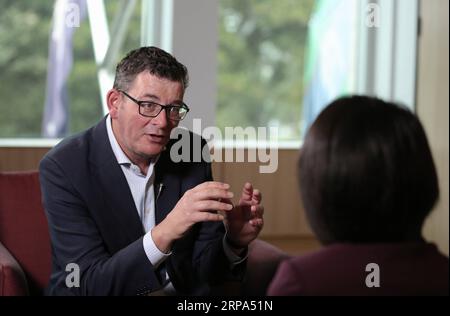 (190425) -- MELBOURNE, le 25 avril 2019 -- Daniel Andrews, premier ministre de l'État australien de Victoria, s'exprime dans une interview accordée à Xinhua à Melbourne, en Australie, le 24 avril 2019. TO GO WITH Interview : Belt and Road forum permet une coopération plus large : AUSTRALIAN State Premier ) AUSTRALIA-MELBOURNE-INTERVIEW BaixXuefei PUBLICATIONxNOTxINxCHN Banque D'Images