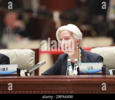 (190427) -- BEIJING, le 27 avril 2019 -- Christine Lagarde, directrice générale du Fonds monétaire international (FMI), prend la parole lors de la table ronde des dirigeants du deuxième Forum Belt and Road pour la coopération internationale au Yanqi Lake International Convention Center à Beijing, capitale de la Chine, le 27 avril 2019.) (BRF)CHINE-BEIJING-CEINTURE ET ROUTE FORUM-LEADERS TABLE RONDE (CN) PANGXXINGLEI PUBLICATIONXNOTXINXCHN Banque D'Images