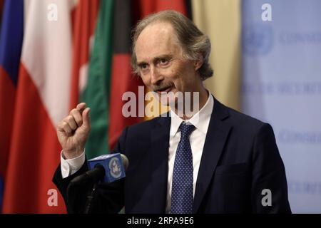 Actualités Bilder des Tages (190430) -- NATIONS UNIES, 30 avril 2019 -- Geir Pedersen, envoyé spécial des Nations Unies pour la Syrie, s'entretient avec des journalistes à la suite d'une réunion du Conseil de sécurité sur la situation en Syrie, au siège de l'ONU à New York, le 30 avril 2019. Geir Pedersen a exprimé mardi un optimisme prudent quant aux perspectives du processus politique en Syrie. RÉUNION-CONSEIL DE SÉCURITÉ-SYRIE LixMuzi PUBLICATIONxNOTxINxCHN Banque D'Images