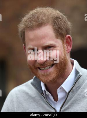 (190506) -- WINDSOR (GRANDE-BRETAGNE), le 6 mai 2019 -- le prince Harry de Grande-Bretagne s'adresse aux médias au château de Windsor, en Grande-Bretagne, le 6 mai 2019. Meghan Markle, duchesse de Sussex, a donné naissance à un garçon, a annoncé lundi le duc de Sussex. -UK OUT- BRITAIN-WINDSOR-DUC ET DUCHESSE DE SUSSEX-ROYAL BABY POOL PUBLICATIONXNOTXINXCHN Banque D'Images