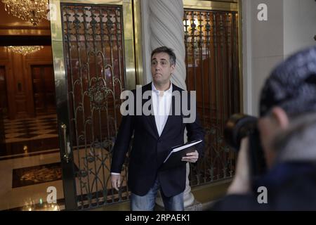 190506 -- NEW YORK, 6 mai 2019 Xinhua -- Michael Cohen, ancien avocat personnel de longue date du président américain Donald Trump, quitte son appartement à Manhattan pour se présenter en prison à New York, aux États-Unis, le 6 mai 2019. Michael Cohen a commencé sa peine de trois ans de prison lundi après avoir plaidé coupable en décembre 2018 à une série de crimes, y compris des violations du financement de campagne, de l'évasion fiscale et des mensonges au Congrès. Xinhua/Li Muzi États-Unis-NEW YORK-MICHAEL COHEN-RAPPORT À LA PRISON PUBLICATIONxNOTxINxCHN Banque D'Images