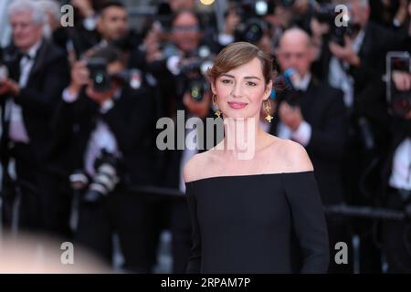 (190515) -- CANNES, 15 mai 2019 (Xinhua) -- l'actrice Louise Bourgoin assiste au gala d'ouverture du 72e Festival de Cannes au Palais des Festivals de Cannes, France, le 14 mai 2019. Le 72e Festival de Cannes se tient ici du 14 au 25 mai. (Xinhua/Zhang Cheng) FRANCE-CANNES-FILM FESTIVAL-OUVERTURE PUBLICATIONxNOTxINxCHN Banque D'Images