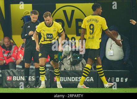 Niclas Fuellkrug, Füllkrug, BVB 14 Sebastien Haller, BVB 9 échange dans le match BORUSSIA DORMUND - 1. FC HEIDENHEIM 2-2 le 1 septembre 2023 à Dortmund, Allemagne. Saison 2023/2024, 1.Bundesliga, BVB, Matchday 3, 3.Spieltag © Peter Schatz / Alamy Live News - LA RÉGLEMENTATION DFL INTERDIT TOUTE UTILISATION DE PHOTOGRAPHIES comme SÉQUENCES D'IMAGES et/ou QUASI-VIDÉO - Banque D'Images