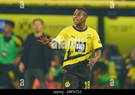 Youssoufa Moukoko, BVB 18 dans le match BORUSSIA DORMUND - 1. FC HEIDENHEIM 2-2 le 1 septembre 2023 à Dortmund, Allemagne. Saison 2023/2024, 1.Bundesliga, BVB, Matchday 3, 3.Spieltag © Peter Schatz / Alamy Live News - LA RÉGLEMENTATION DFL INTERDIT TOUTE UTILISATION DE PHOTOGRAPHIES comme SÉQUENCES D'IMAGES et/ou QUASI-VIDÉO - Banque D'Images