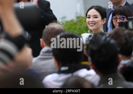 (190521) -- CANNES, 21 mai 2019 (Xinhua) -- l'actrice chinoise Zhang Ziyi assiste à un photocall au 72e Festival de Cannes à Cannes, dans le sud de la France, le 21 mai 2019. Zhang Ziyi a été invitée à parler de sa carrière lors de la masterclass de cette année avec l acteur américain Sylvester Stallone, l acteur français Alain Delon et le réalisateur danois Nicolas Winding Refn. Le 72e Festival de Cannes se tient du 14 au 25 mai. (Xinhua/Zhang Cheng) FRANCE-CANNES-FILM FESTIVAL-ZHANG ZIYI PUBLICATIONxNOTxINxCHN Banque D'Images