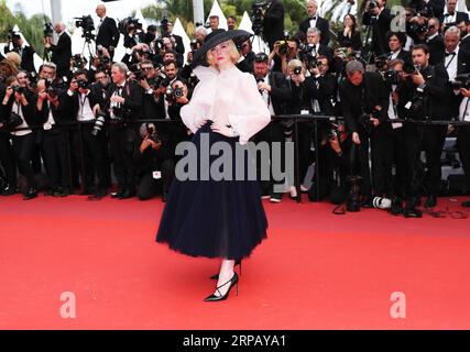 (190522) -- CANNES, 22 mai 2019 (Xinhua) -- membre du jury du Festival de Cannes elle Fanning assiste à la première du film Once Upon a Time réalisé par Quentin Tarantino à Hollywood lors du 72e Festival de Cannes à Cannes, France, le 21 mai 2019. Once Upon a Time in Hollywood sera en compétition pour la Palme d ou avec 20 autres films. (Xinhua/Gao Jing) FRANCE-CANNES-FILM IL ÉTAIT UNE FOIS À HOLLYWOOD -PREMIÈRE PUBLICATIONxNOTxINxCHN Banque D'Images