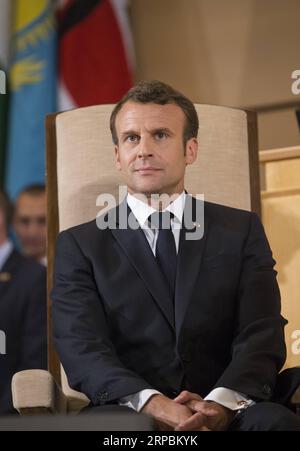 (190611) -- GENÈVE, 11 juin 2019 (Xinhua) -- le président français Emmanuel Macron assiste à la 108e session de la Conférence internationale du travail à Genève, Suisse, le 11 juin 2019. La Conférence internationale du travail (CIT) annuelle de l Organisation internationale du travail (OIT) se tient du 10 au 21 juin, marquant le 100e anniversaire de l organisation à Genève. (Xinhua/Xu Jinquan) SUISSE-GENÈVE-CONFÉRENCE INTERNATIONALE du travail PUBLICATIONxNOTxINxCHN Banque D'Images