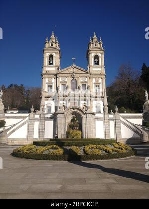 (190707) -- LISBONNE, 7 juillet 2019 -- une photo prise le 14 février 2019 montre le sanctuaire de BOM Jesus à Braga, Portugal. Dimanche, le Comité du patrimoine mondial a inscrit le Sanctuaire de BOM Jesus à Braga sur la liste du patrimoine mondial de l UNESCO lors de sa 43e session à Bakou, Azerbaïdjan, qui se déroule du 30 juin au 10 juillet. Li Chunjiang) PORTUGAL-BRAGA-SANCTUAIRE DE BOM JESUS-PATRIMOINE MONDIAL WenxXinnian PUBLICATIONxNOTxINxCHN Banque D'Images