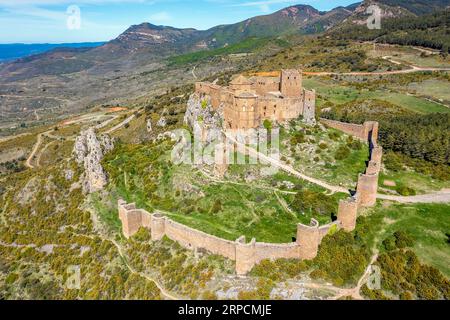 Château de Loarre à Huenca Espagne vue aérienne aérienne de tête Banque D'Images