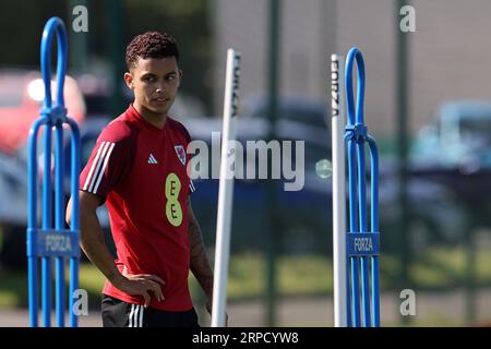 Cardiff, Royaume-Uni. 04 septembre 2023. Brennan Johnson du pays de Galles lors de l'entraînement de l'équipe de football du pays de Galles à Hensol, Vale of Glamorgan dans le sud du pays de Galles, le lundi 4 septembre 2023. photo par Andrew Orchard/Andrew Orchard photographie sportive/Alamy Live News crédit : Andrew Orchard photographie sportive/Alamy Live News Banque D'Images