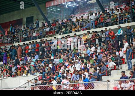 Le Bangladesh a disputé un match nul lors du premier des deux matchs amicaux de la FIFA contre l'Afghanistan au Bashundhara Kings Arena, Dhaka, Banglad Banque D'Images