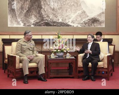 (190729) -- BEIJING, 29 juillet 2019 -- Guo Shengkun, membre du bureau politique du comité central du Parti communiste chinois (PCC) et chef de la commission des affaires politiques et juridiques du comité central du PCC, rencontre le président pakistanais du Comité des chefs d état-major interarmées Zubair Mahmood Hayat à Beijing, capitale de la Chine, le 29 juillet 2019. CHINA-BEIJING-GUO SHENGKUN-PAKISTAN-ZUBAIR-MEETING (CN) DINGXHAITAO PUBLICATIONXNOTXINXCHN Banque D'Images