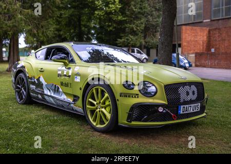 2017 Pikes Peak Bentley Continental GT, exposée au volant Bicester qui s'est tenu au Bicester Heritage Centre le 17 juin 2023. Banque D'Images