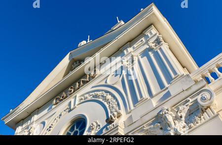 En regardant le Grand Casino sur la Plaza de Italia El Sardinero Santander Cantabria Espagne Banque D'Images