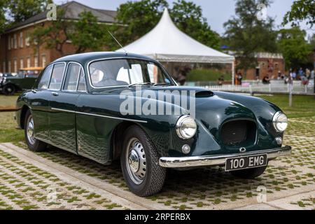 1955 Bristol 405, exposé au volant Bicester qui s'est tenu au Bicester Heritage Centre le 17 juin 2023. Banque D'Images