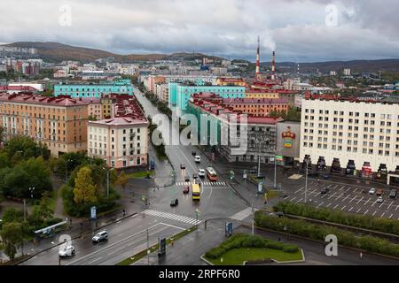 (190915) -- MOURMANSK, 15 septembre 2019 -- la photo prise le 13 septembre 2019 montre le paysage dans le centre-ville de la ville portuaire du cercle polaire arctique de Mourmansk, Russie.) RUSSIE-MOURMANSK-PAYSAGE BaixXueqi PUBLICATIONxNOTxINxCHN Banque D'Images