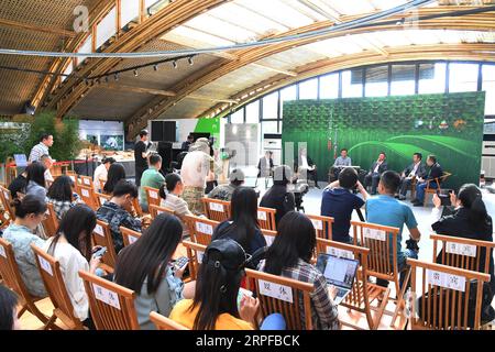 190919 -- BEIJING, le 19 septembre 2019 -- des personnes assistent au forum sur le thème Un matériau prometteur à l'exposition horticole internationale de Beijing, le 19 septembre 2019. Le forum est organisé par l'Organisation internationale du bambou et du rotin INBAR ici pour promouvoir l'utilisation du bambou et du rotin pour le développement durable. CHINA-BEIJING-HORTICULTURE EXPO-INBAR-FORUM CN RENXCHAO PUBLICATIONXNOTXINXCHN Banque D'Images