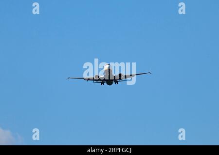 Boeing 737 MAX 8. Enregistrement EI-HMT. Ryanair Banque D'Images