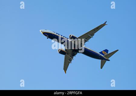 Boeing 737 MAX 8. Enregistrement EI-HMT. Ryanair Banque D'Images