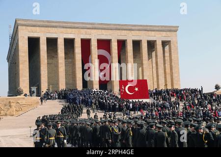 191029 -- ANKARA, 29 octobre 2019 Xinhua -- une photo prise le 29 octobre 2019 montre une cérémonie marquant le 96e anniversaire de la proclamation de la République de Turquie au mausolée de Mustafa Kemal Ataturk à Ankara, Turquie. Photo Mustafa Kaya/Xinhua TURQUIE-ANKARA-96E ANNIVERSAIRE PUBLICATIONxNOTxINxCHN Banque D'Images