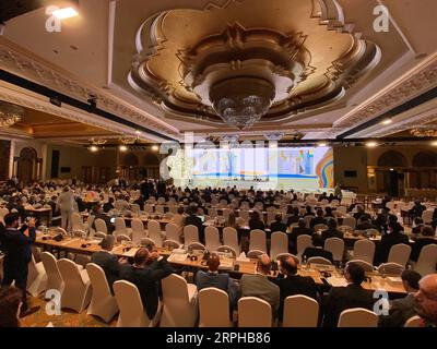 191103 -- ABU DHABI, 3 novembre 2019 -- une photo prise le 3 novembre 2019 montre la 18e session de la Conférence générale de l'Organisation des Nations Unies pour le développement industriel ONUDI à Abu Dhabi, aux Émirats arabes Unis. La 18e session de la Conférence générale de l’Organisation des Nations Unies pour le développement industriel l’ONUDI s’est ouverte ici dimanche. La conférence examinera le rôle clé du développement industriel inclusif et durable dans la réalisation de l’Agenda 2030, en particulier dans le contexte de la quatrième révolution industrielle. EAU-ABU DHABI-UNIDO-CONFÉRENCE GÉNÉRALE SUXXIAOPO PUBLICATIONXN Banque D'Images