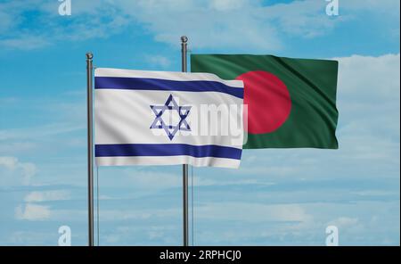 Drapeau du Bangladesh et drapeau d'Israël agitant ensemble sur le ciel bleu, concept de coopération de deux pays Banque D'Images