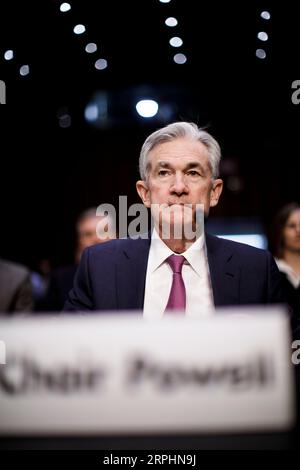 191113 -- WASHINGTON, le 13 novembre 2019 -- Jerome Powell, président de la Réserve fédérale américaine, témoigne devant le Comité économique mixte du Congrès sur les perspectives économiques au Capitol Hill à Washington D.C., aux États-Unis, le 13 novembre 2019. La position actuelle de la politique monétaire américaine est susceptible de rester appropriée tant que l'économie américaine reste sur la bonne voie, Jerome Powell a déclaré mercredi lors d'une audition organisée par le Comité économique mixte du Congrès. Photo de /Xinhua U.S.-WASHINGTON D.C.-FED-POWELL-HEARING TingxShen PUBLICATIONxNOTxINxCHN Banque D'Images