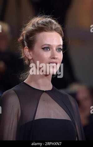 Venezia, Italie. 04 septembre 2023. Lou de Laâge arrive sur le tapis rouge pour le film 'coup de chance' au 80e Festival International du film de Venise 2023 le 04 septembre 2023 à Venise, en Italie. Photo de Rocco Spaziani/UPI crédit : UPI/Alamy Live News Banque D'Images