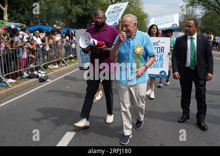 New York, États-Unis. 21 juillet 2023. Le sénateur Chuck Schumer se rend à la West Indian Parade à Brooklyn, New York, le 4 septembre 2023. (Photo Gabriele Holtermann/Sipa USA) crédit : SIPA USA/Alamy Live News Banque D'Images