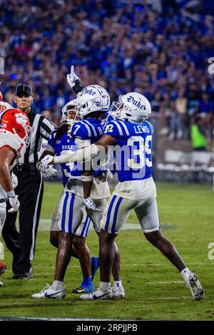 4 septembre 2023 : le cornerback de Duke Blue Devils Al Blades Jr. (7) célèbre après avoir fait un arrêt lors du quatrième quart-temps contre les Tigers de Clemson lors du match de football ACC au Wallace Wade Stadium de Durham, en Caroline du Nord. (Scott Kinser/CSM) (image de crédit : © Scott Kinser/Cal Sport Media) Banque D'Images