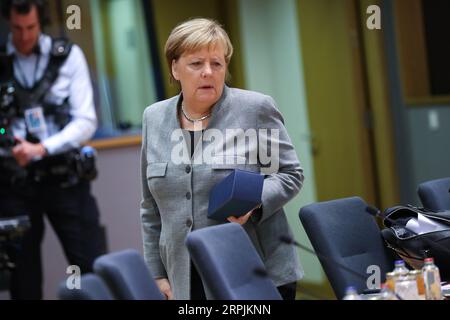 191213 -- BRUXELLES, le 13 décembre 2019 -- la chancelière allemande Angela Merkel arrive au sommet de l'UE au siège de l'UE à Bruxelles, Belgique, le 13 décembre 2019. BELGIQUE-BRUXELLES-UE-SOMMET ZhangxCheng PUBLICATIONxNOTxINxCHN Banque D'Images