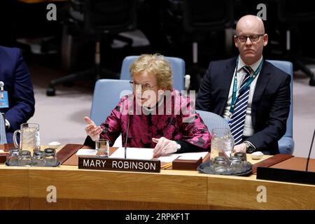 200109 -- NATIONS UNIES, le 9 janvier 2020 -- Mary Robinson, présidente des Elders, prononce un discours lors d'un débat public du Conseil de sécurité sur le maintien de la paix et de la sécurité internationales, le respect de la Charte des Nations Unies, au siège des Nations Unies à New York, le 9 janvier 2020. Le Conseil de sécurité des Nations Unies a adopté jeudi une déclaration présidentielle exhortant tous les États membres à respecter pleinement la Charte des Nations Unies tout en reconnaissant l'importance cruciale de la Charte pour le maintien de la paix et de la sécurité internationales. ONU-CONSEIL DE SÉCURITÉ-DÉBAT OUVERT-CHARTE DES NATIONS UNIES LIXMUZI PUBLICATIONXNOTXINXCHN Banque D'Images