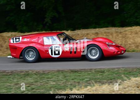 Alex Ames, Ferrari 250 GT SWB, Breadvan, Goodwood 75, Return to Racing, une petite mais indicative sélection de quelques-unes des meilleures voitures de course et de course Banque D'Images