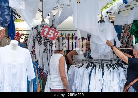 Marché extérieur, Meze, Hérault, Occitanie, France Banque D'Images