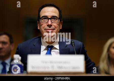 200212 -- WASHINGTON, le 12 février 2020 -- le secrétaire américain au Trésor Steven Mnuchin témoigne devant le Comité des finances du Sénat lors d'une audience sur le budget de l'exercice 2021 du président au Capitole, à Washington D.C., aux États-Unis, le 12 février 2020. Photo de /Xinhua U.S.-WASHINGTON D.C.-STEVEN MNUCHIN-EXERCICE FINANCIER 2021-BUDGET-AUDIENCE TingxShen PUBLICATIONxNOTxINxCHN Banque D'Images