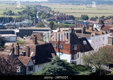 Vue sur Rye, du haut de la tour de l'église St Mary's East Sussex, Angleterre Royaume-Uni Banque D'Images