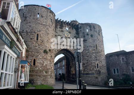 Le Landgate - datant de 1329 est la seule entrée fortifiée d'origine de Rye East Sussex, Angleterre Royaume-Uni Banque D'Images