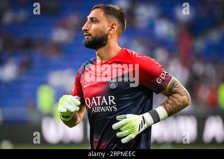 Decines-Charpieu, France, France. 3 septembre 2023. Gianluigi DONNARUMMA du PSG lors du match de Ligue 1 opposant l’Olympique Lyonnais (OL) au Paris Saint-Germain (PSG) au Groupama Stadium le 03 septembre 2023 à Decines-Charpieu près de Lyon. (Image de crédit : © Matthieu Mirville/ZUMA Press Wire) USAGE ÉDITORIAL SEULEMENT! Non destiné à UN USAGE commercial ! Banque D'Images