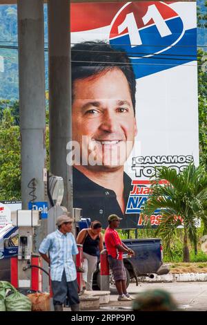 Panama, Bocas del Toro Highlands. Affiche Campain d'un candidat à la présidence. Banque D'Images