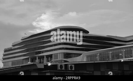 Les différents arts des architectures, Metro Manila Philippines. Messeplatz Basel City Suisse Banque D'Images