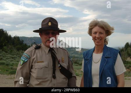 Arrêtez-vous dans l'ouest du Colorado pour assister à la tournée de la secrétaire Gale Norton, qui a montré les points forts par le personnel de Grand Junction et d'autres bureaux de terrain du Colorado du Bureau of Land Management Banque D'Images