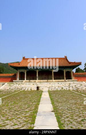 ZUNHUA MAI 18：ancienne architecture paysagère chinoise dans les tombes orientales de la dynastie Qing le 18 mai 2014, comté de Zunhua, province du Hebei, Chine. Banque D'Images