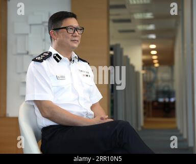 200831 -- HONG KONG, le 31 août 2020 -- Chris Tang Ping-keung, commissaire de police du gouvernement de la région administrative spéciale de Hong Kong, reçoit une entrevue avec Xinhua à Hong Kong, dans le sud de la Chine, le 27 août 2020. POUR ALLER AVEC Interview : HK police confiant de relever les défis, la sauvegarde de la sécurité nationale : chef de police CHINE-HONG KONG-POLICE CHIEF-INTERVIEW CN WuxXiaochu PUBLICATIONxNOTxINxCHN Banque D'Images