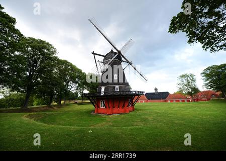 Le Kastelsmøllen ( moulin à vent ) situé au Kastellet, Copenhague, Danemark. Banque D'Images