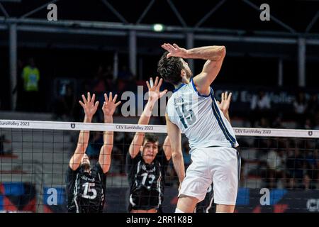 Ancône, Italie. 04 septembre 2023. Daniele Lavia (ITA) en action lors du match CEV EuroVolley hommes 2023 entre l'Italie et la Suisse à Pala Rossini. L'équipe nationale italienne gagne contre la Suisse avec un score de 3-0. Crédit : SOPA Images Limited/Alamy Live News Banque D'Images