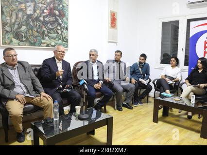 201017 -- LE CAIRE, le 17 octobre 2020 -- des personnes assistent à un séminaire sur le thème Pourquoi le monde tend à promouvoir les liens avec la Chine au Caire, Egypte le 15 octobre 2020 POUR ALLER AVEC la Chine capable de gérer les défis de son développement -- experts égyptiens EGYPTE-CAIRE-SÉMINAIRE-CHINE AhmedxGomaa PUBLICATIONxNOTxINxCHN Banque D'Images