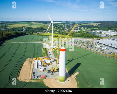 Montage d'une éolienne en Saxe Banque D'Images