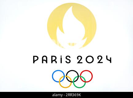 MONTIGNY-LE-BRETONNEUX - logo des Jeux Olympiques de Paris 2024 au Vélodrome de Saint-Quentin-en-Yvelines (Vélodrome National) lors de la tournée des journalistes à l'approche des Jeux Olympiques de Paris 2024. ANP REMKO DE WAAL Banque D'Images