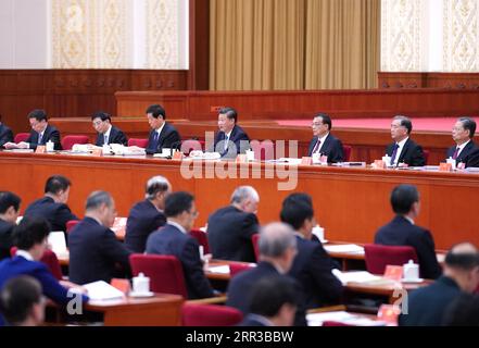 201029 -- PÉKIN, 29 octobre 2020 -- Xi Jinping, Li Keqiang, Li Zhanshu, Wang Yang, Wang Huning, Zhao Leji et Han Zheng participent à la cinquième session plénière du 19e Comité central du Parti communiste chinois PCC à Pékin, capitale de la Chine. La session a eu lieu à Beijing du 26 au 29 octobre 2020. CHINE-BEIJING-19E COMITÉ CENTRAL DU CPC-5E SESSION PLÉNIÈRE CN YINXBOGU PUBLICATIONXNOTXINXCHN Banque D'Images